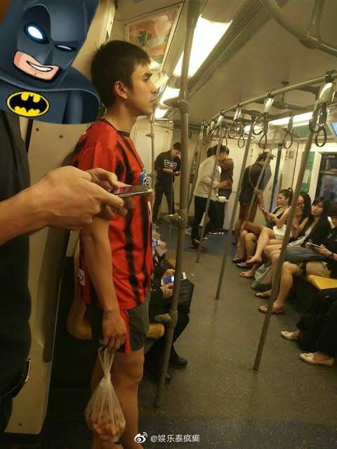 球衣穿搭引发泰网热议 网友争论“球衣是否不时尚”话题登上热搜