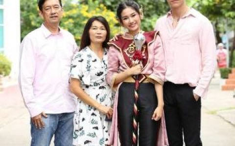 《双重命运》主演大换血引热议 Peach Pachara被传因避嫌辞演Pon Nawasch接棒