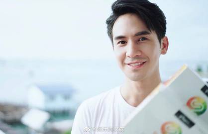 Pope Thanawat回应社交账号掉粉事件 称不执着数据淡看粉丝流失