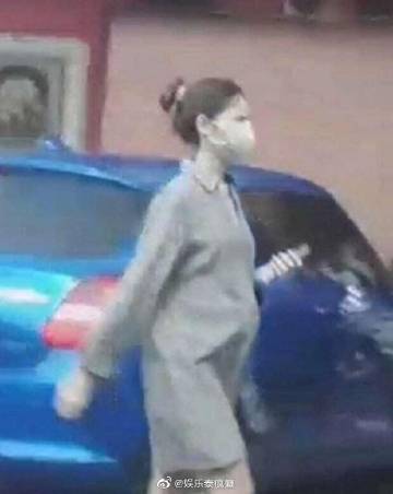 单身女星怀孕传闻引热议 网友猜测指向Sarah Casinghini引发讨论