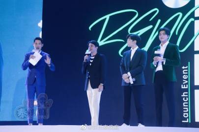 Mew Suppasit与Gulf Kanawut否认“腐剧男演员爆料”传闻 称工作忙碌未受影响