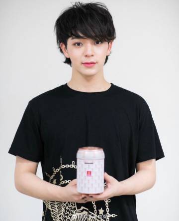 SBFIVE成员Bas Suradet社交账号突破百万粉丝 粉丝刷话题庆祝登热搜