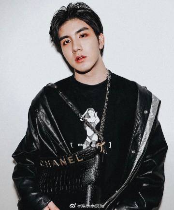 GMMTV男星Mek Jirakit与第三性网红Fame Woranun恋情再掀爆料引热议