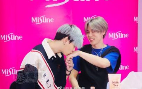 Boun Noppanut与Prem Warut同台直播带货引热议 在线观看破5万感谢中国粉丝支持