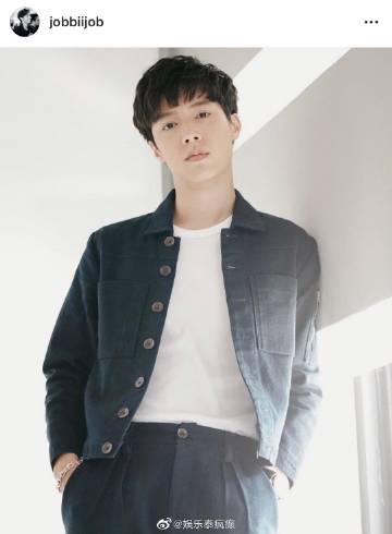 泰国三台首部腐剧《奇迹之熊先生》发布定妆照 Inn Sarin确定出演搭档新人Job Thuchapon同框亮相