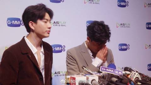 GMMTV艺人Off Jumpol与Tay Tawan为防疫登记调侃风波公开致歉 承认言论不当并呼吁遵守规定