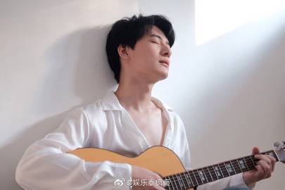 多栖艺人Krist Perawat新单曲《You’re So Beautiful》将上线 首次跨国合作美国歌手Stokes Nielson引期待