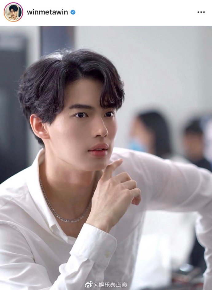 6月IG艺人涨粉榜公布 Lisa断层第一 Bright第二 Win第四引关注