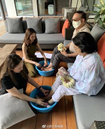 三台女星Taew Natapohn父亲病情危急呼吁捐赠血小板 众多亲友与圈内人士奔赴协助