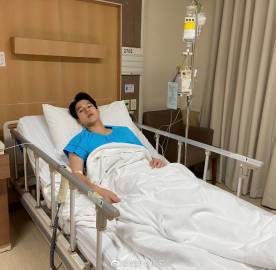 男星Toyy Pathompong因头痛发烧入院治疗 病床照曝光女友Mook Worranit送祝福打气