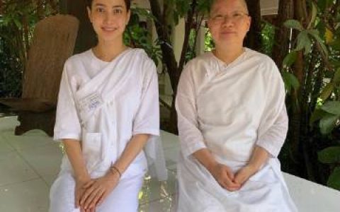 Taew Natapohn遭网暴后入寺修行被指另有原因 实为为父祈福盼康复