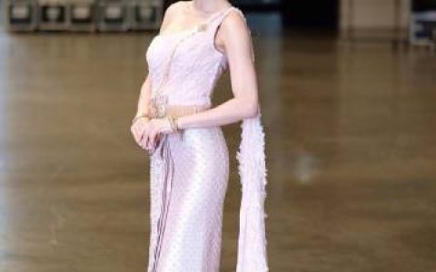 今日泰国娱乐博主爆料女星因代言工作被取消 与品牌方合作不愉快疑似为Ice Apitsada