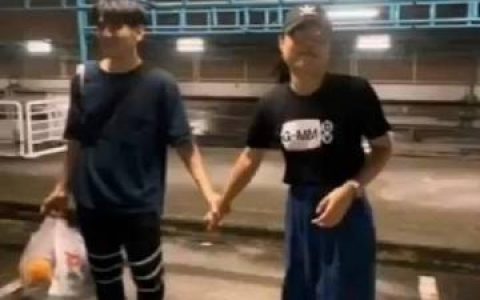 Godji Tatchakorn与Mike Chinnarat分享合照庆祝粉丝破百万 Godji回应误解