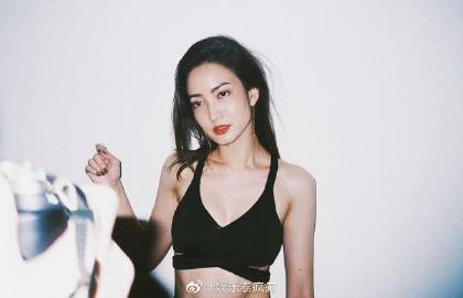 Taew Natapohn结束14年恋情，商人Pasus Liptapanlop成新宠？