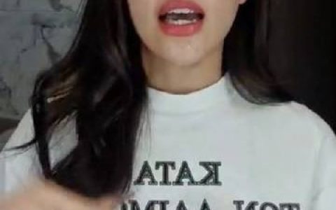 Nutt Nisa直播卖绿咖喱被批“歧视穷人”惹众怒，道歉灭火仍难平争议