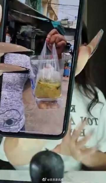 Nutt Nisa直播卖绿咖喱被批“歧视穷人”惹众怒，道歉灭火仍难平争议