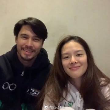 Matthew Deane 与 Lydia Sarunrat 宣布康复出院，结束超30天治疗并已无病毒