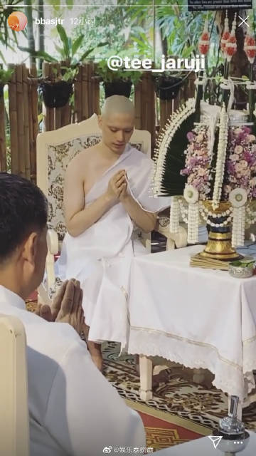 Tee Thanapon于清迈帕辛寺剃度出家30天 修行报答父母引粉丝祝福