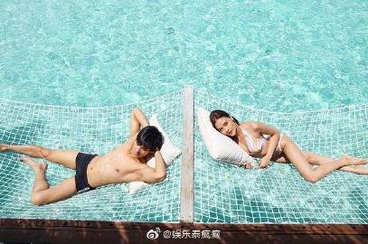 Mike Pattaradet疑与Pooklook Fonthip情人节互动放闪 引发恋情猜测