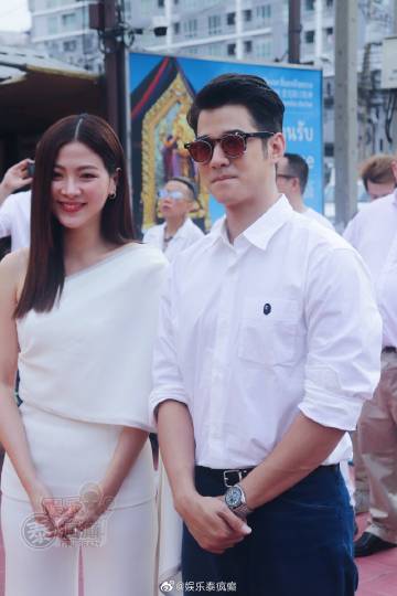 Mario与Baifern时隔多年再同框主演新电影拜神仪式引回忆杀