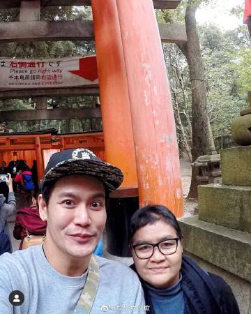 Aof Pongsak证实与男友分手又发文悼念母亲近况引粉丝心疼