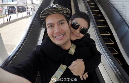 Aof Pongsak证实与男友分手又发文悼念母亲近况引粉丝心疼