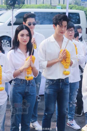 Jooy Warattaya首当制作人打造新剧与Push Dj、Mai Davika合作引期待