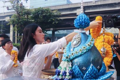 Jooy Warattaya首当制作人打造新剧与Push Dj、Mai Davika合作引期待