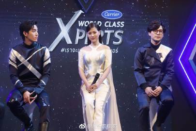 Baifern Pimchanok、Tor Thanapob与Tom Issara同台出席品牌活动并首播新广告