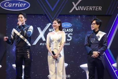 Baifern Pimchanok、Tor Thanapob与Tom Issara同台出席品牌活动并首播新广告