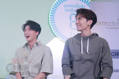 Mew Suppasit与Gulf Kanawut同台出席活动甜蜜互动 中国见面会延期表遗憾