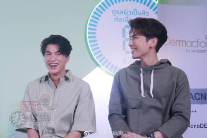 Mew Suppasit与Gulf Kanawut同台出席活动甜蜜互动 中国见面会延期表遗憾