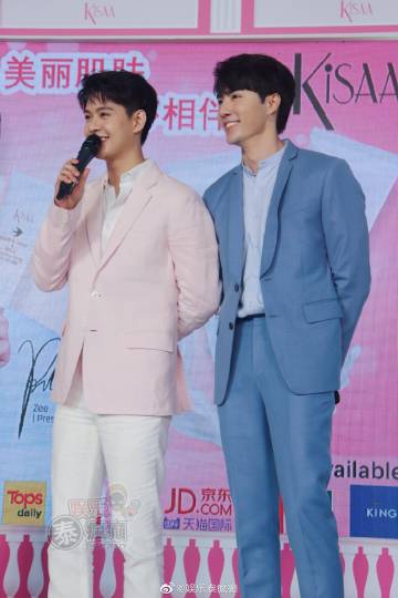 Aom Sushar、Saint黄明明与Zee Pruk同台出席代言发布会引粉丝热议互动