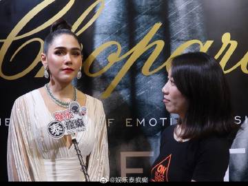 Chompoo深V长裙亮相Chopard活动展冻龄魅力 透露未向老公报备造型引关注