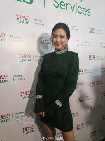 Baifern生日现身Tesco Lotus活动获粉丝庆生 分享与家人做功德心愿简单