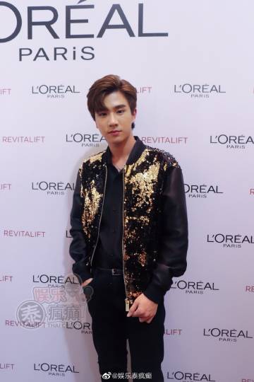 Perth出席欧莱雅新品发布会亮相活动现场