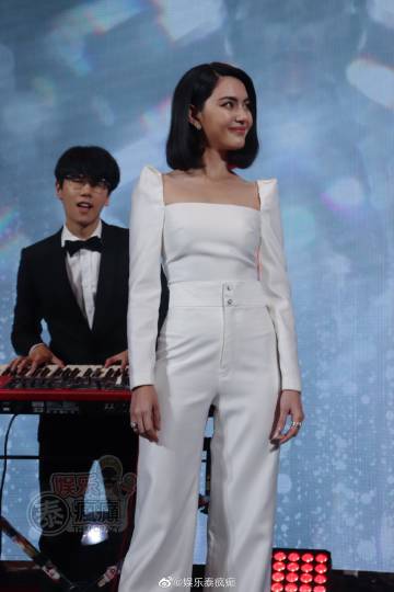 Mai Davika出席代言新品活动谈中国人气上升 感谢粉丝支持并透露保养秘诀