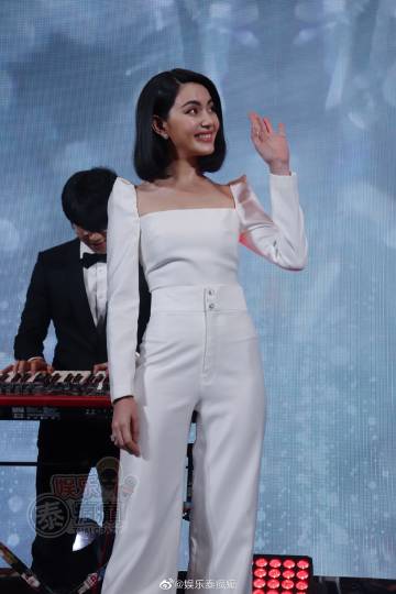 Mai Davika出席代言新品活动谈中国人气上升 感谢粉丝支持并透露保养秘诀