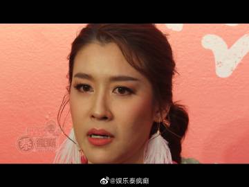 Cheer Thikumporn回应恋情风波含泪致歉 遭粉丝谩骂家人受牵连引心疼