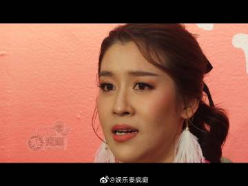 Cheer Thikumporn回应恋情风波含泪致歉 遭粉丝谩骂家人受牵连引心疼