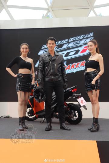 Mario Maurer皮衣机车代言秀腹肌引尖叫 自曝赴港拍动作片被敬业程度震撼