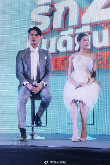 Punjan Prama、Esther主演电影《Love Battle》举行发布会 Punjan因言论风波公开致歉 Ken P送花力挺