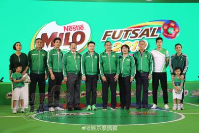 Ken Phupoom为Esther庆生亲手准备蛋糕送实用礼物 称感情稳定结婚顺其自然