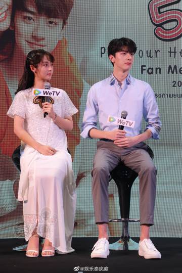 林一、邢菲赴泰举办《致我们暖暖的小时光》粉丝见面会 近千粉丝到场支持林一想挑战榴莲自助