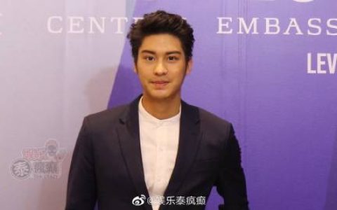 《囚笼》热播August Vachiravit现身活动开心回应“脱裤子”话题