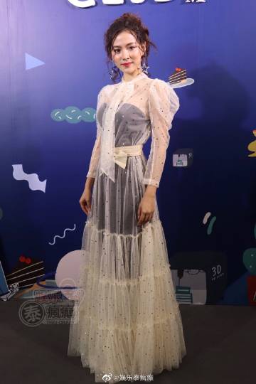 Baifern新剧未播先热《吹落的树叶》引关注，回应单身状态与经典角色翻拍