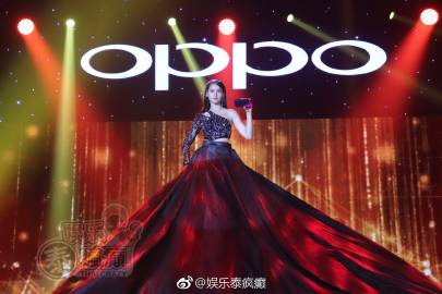 OPPO发布会Yaya谈生日惊喜，NadechDIY礼物甜度升级