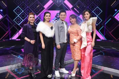 《ลูกทุ่งไอดอล》澄清抄袭争议制作人A Varavuth强调原创设计并将开播