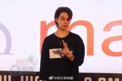 Bas Suradet生日会遭黄牛炒价无奈发声，《2 Brothers》开播破百万感谢支持