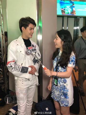 Perth与Saint出席Line Nexplosion 2019角逐CP奖，预告情人节将同台工作